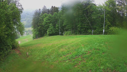 Prostřední část sjezdovky a snowpark