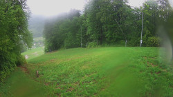 Prostřední část sjezdovky a snowpark