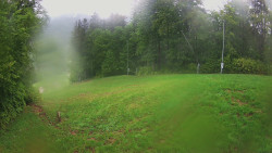 Prostřední část sjezdovky a snowpark