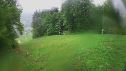 Prostřední část sjezdovky a snowpark