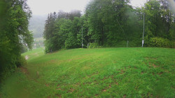 Prostřední část sjezdovky a snowpark