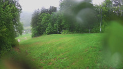 Prostřední část sjezdovky a snowpark