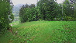 Prostřední část sjezdovky a snowpark