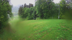 Prostřední část sjezdovky a snowpark