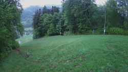 Prostřední část sjezdovky a snowpark