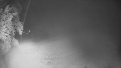 Prostřední část sjezdovky a snowpark