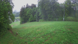 Prostřední část sjezdovky a snowpark