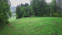 Prostřední část sjezdovky a snowpark