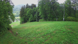 Prostřední část sjezdovky a snowpark