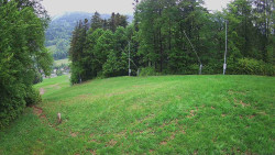 Prostřední část sjezdovky a snowpark