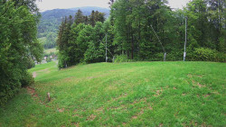 Prostřední část sjezdovky a snowpark