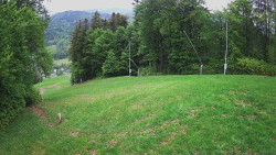 Prostřední část sjezdovky a snowpark