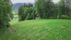 Prostřední část sjezdovky a snowpark