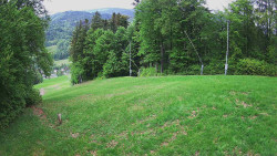 Prostřední část sjezdovky a snowpark