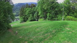 Prostřední část sjezdovky a snowpark