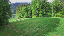 Prostřední část sjezdovky a snowpark