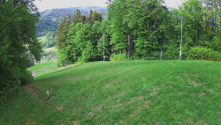 Prostřední část sjezdovky a snowpark