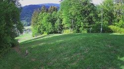 Prostřední část sjezdovky a snowpark