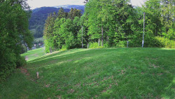 Prostřední část sjezdovky a snowpark