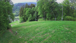 Prostřední část sjezdovky a snowpark
