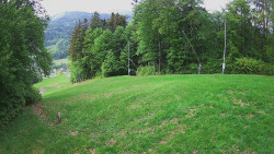 Prostřední část sjezdovky a snowpark