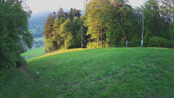 Prostřední část sjezdovky a snowpark