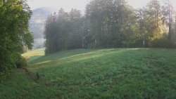 Prostřední část sjezdovky a snowpark