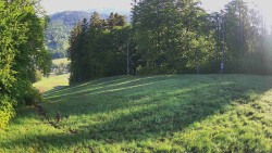 Prostřední část sjezdovky a snowpark