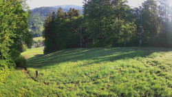 Prostřední část sjezdovky a snowpark