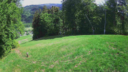 Prostřední část sjezdovky a snowpark