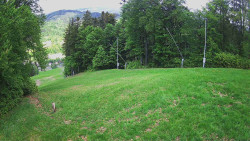 Prostřední část sjezdovky a snowpark