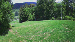 Prostřední část sjezdovky a snowpark