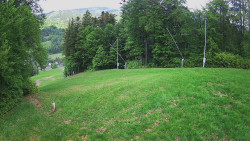 Prostřední část sjezdovky a snowpark
