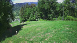 Prostřední část sjezdovky a snowpark