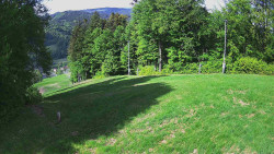 Prostřední část sjezdovky a snowpark