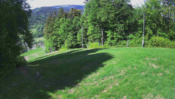 Prostřední část sjezdovky a snowpark