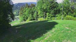 Prostřední část sjezdovky a snowpark