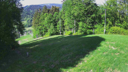 Prostřední část sjezdovky a snowpark