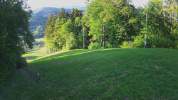 Prostřední část sjezdovky a snowpark
