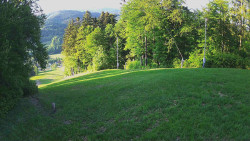 Prostřední část sjezdovky a snowpark