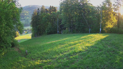 Prostřední část sjezdovky a snowpark