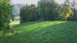 Prostřední část sjezdovky a snowpark