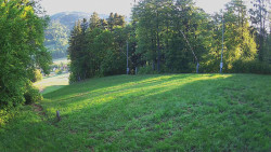 Prostřední část sjezdovky a snowpark