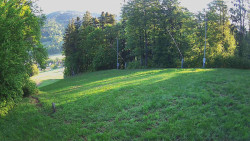 Prostřední část sjezdovky a snowpark