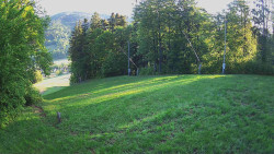 Prostřední část sjezdovky a snowpark