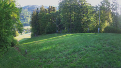 Prostřední část sjezdovky a snowpark