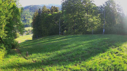 Prostřední část sjezdovky a snowpark