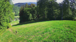 Prostřední část sjezdovky a snowpark