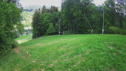 Prostřední část sjezdovky a snowpark