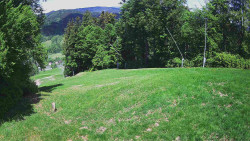Prostřední část sjezdovky a snowpark